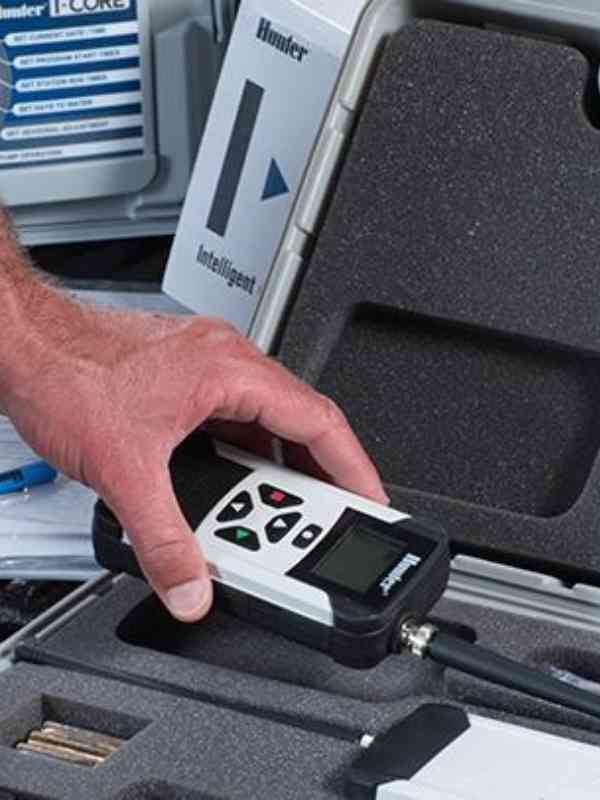 Add professional, licence-free remote control to projects of any size with this long-range remote.